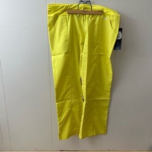 Women’s BRACO Scrub Pants | Large